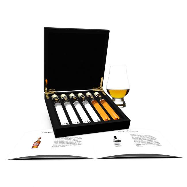 Grappa Tasting Collection 6 Tubes in Houten Kist