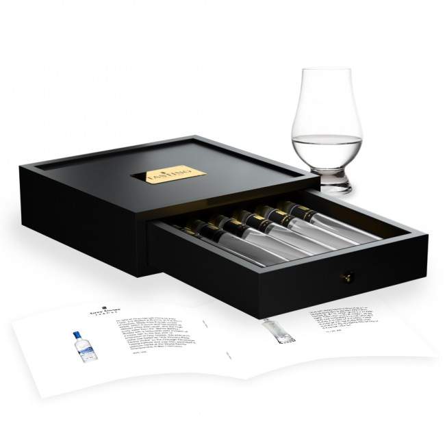 Vodka Tasting Collection 6 tubes in Houten Kist, Set 2